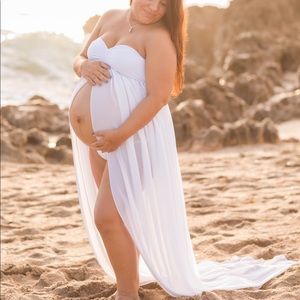 Maternity Dress for Photoshoot - Sleeveless Open Front  Gown - Fits US 4-16